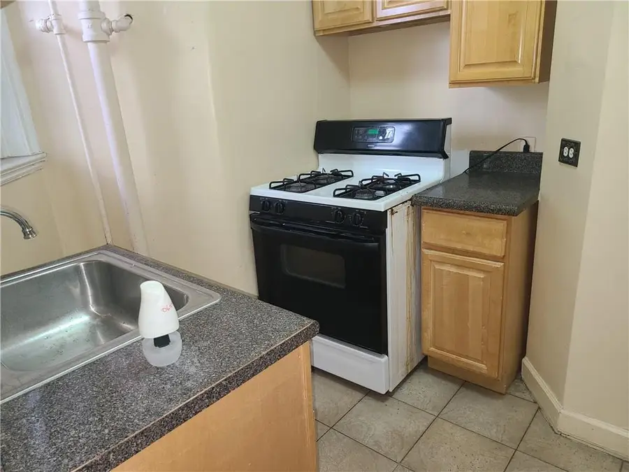 208 Centre Avenue #4B, New Rochelle, NY 10805 - Image #3