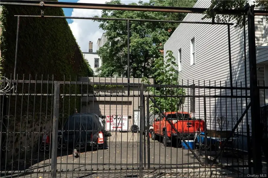 1973 Crotona Avenue, Bronx, NY 10457 - Image #3