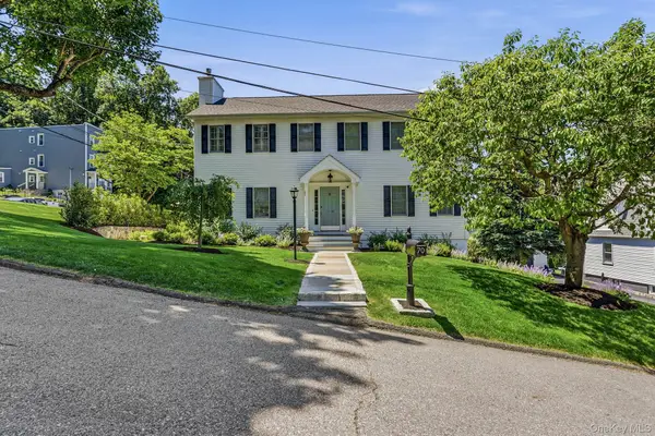 70 Orchard Place, Thornwood, NY 10594