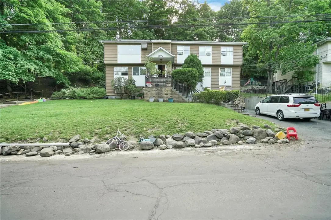 11 Emes Lane, Monsey, NY 10952 - Image #1