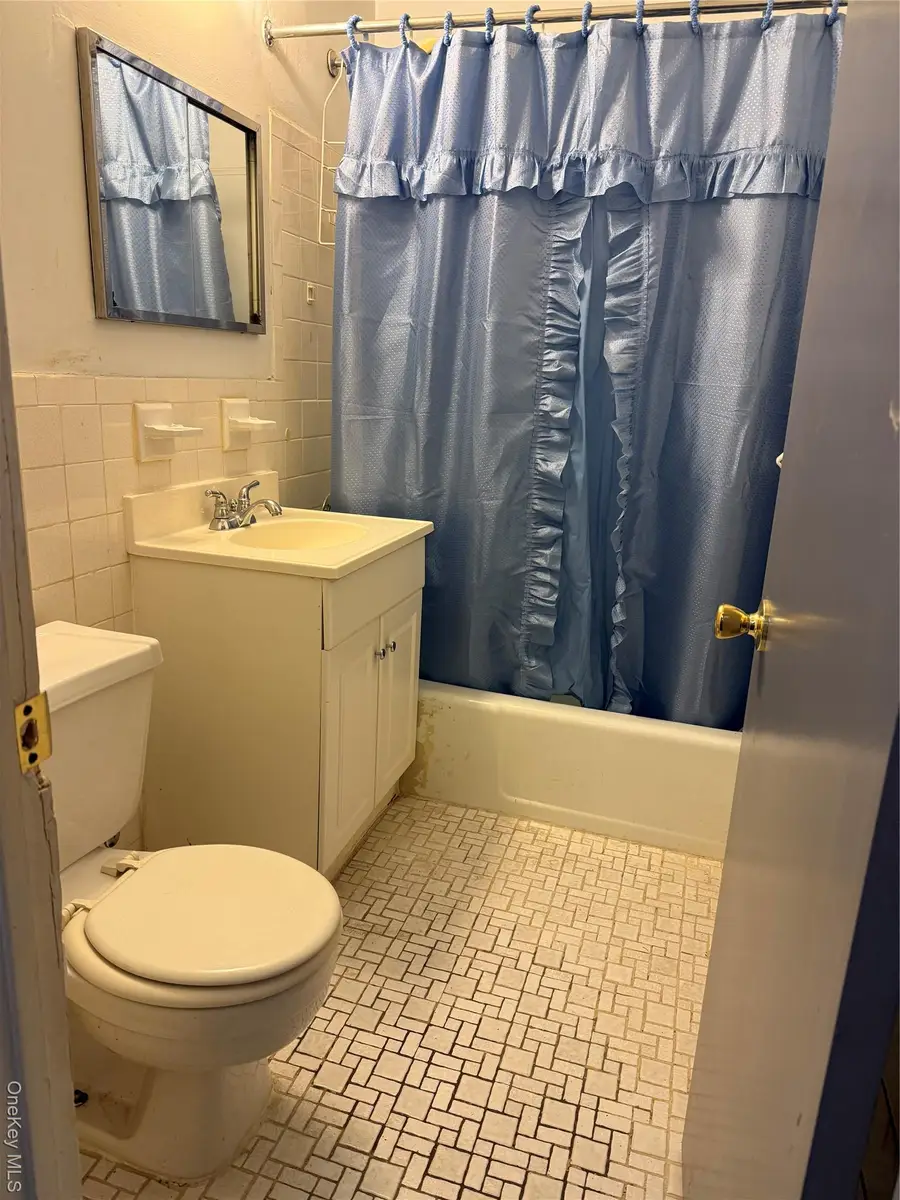 377 N Broadway #201, Yonkers, NY 10701 - Image #2
