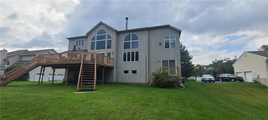 31 Lowell Drive, New City, NY 10956 - Image #2