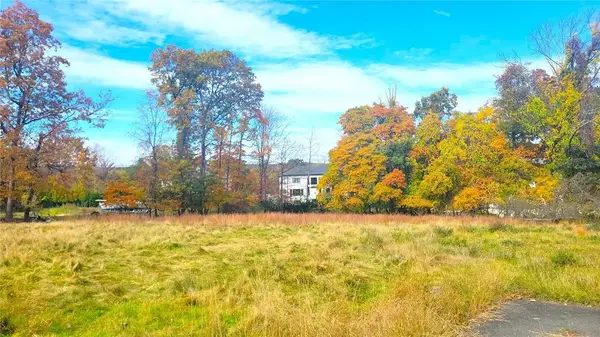 114 E Willow Tree Road, Spring Valley, NY 10977