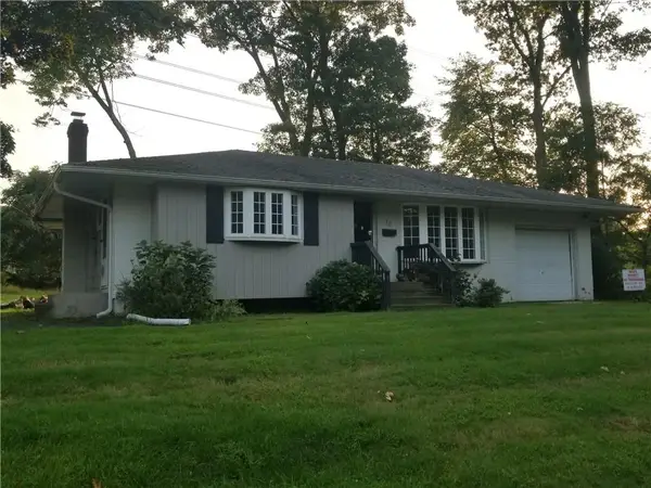 15 Woodridge Drive, Garnerville, NY 10923