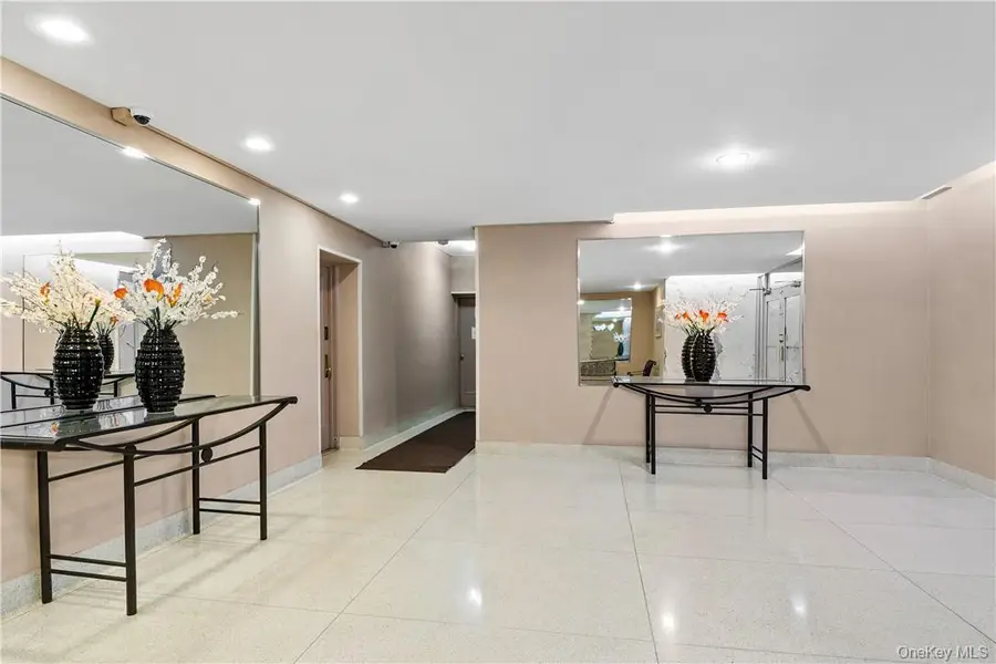 525 W 236 Street #5B, Bronx, NY 10463 - Image #2