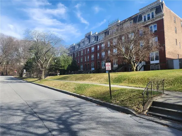 4 Eastman Terrace #1, Poughkeepsie, NY 12601