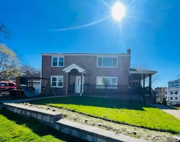 22 Cowles Aka 2 Catskill Avenue, Yonkers, NY 10704 - #2