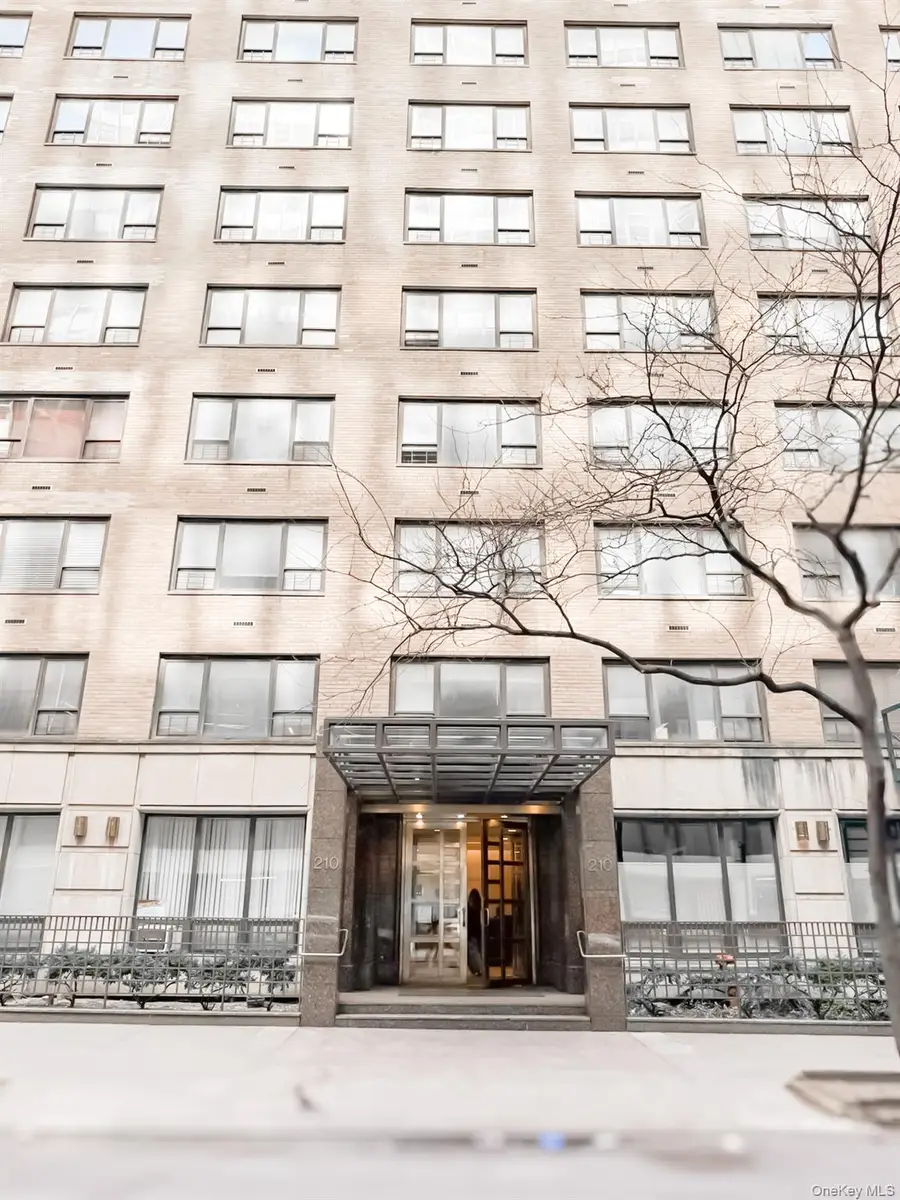 210 E 47th Street #7D, Manhattan, NY 10017 - Image #2