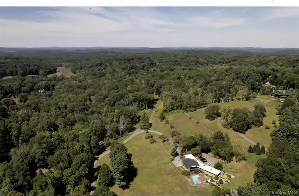 572 Cross River Road, Katonah, NY 10536