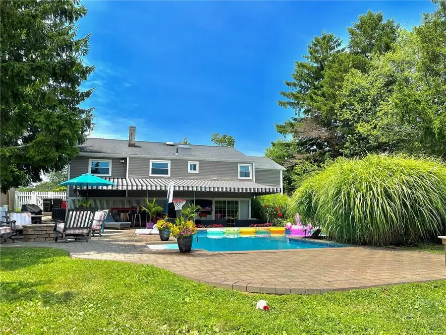 80 Udalia Court, West Islip, NY 11795 - Image #2