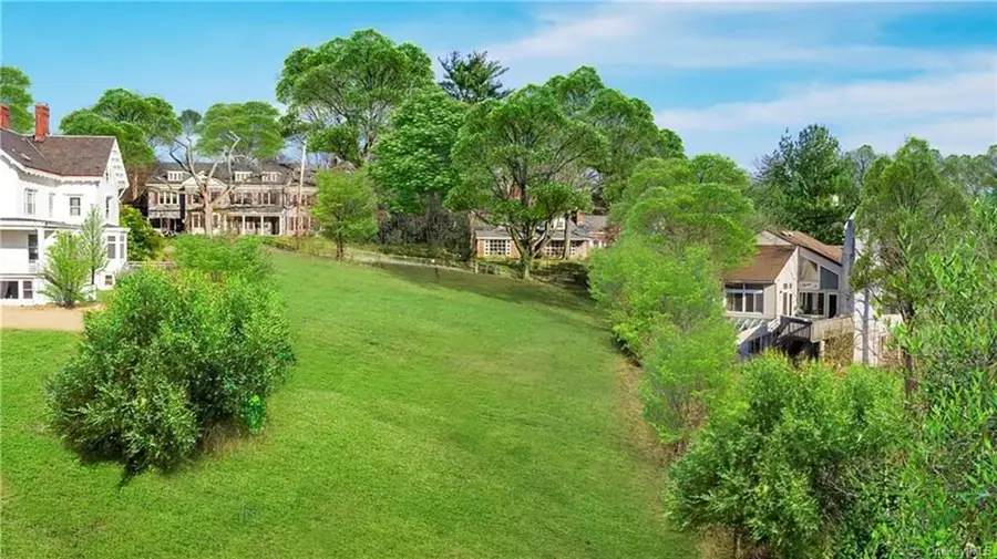 5239 Independence Avenue, Bronx, NY 10471 - Image #2