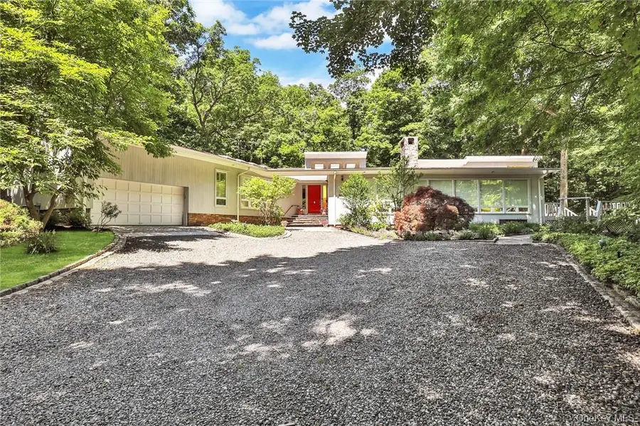 5 Deerfield Lane, Mamaroneck, NY 10543 - Image #2