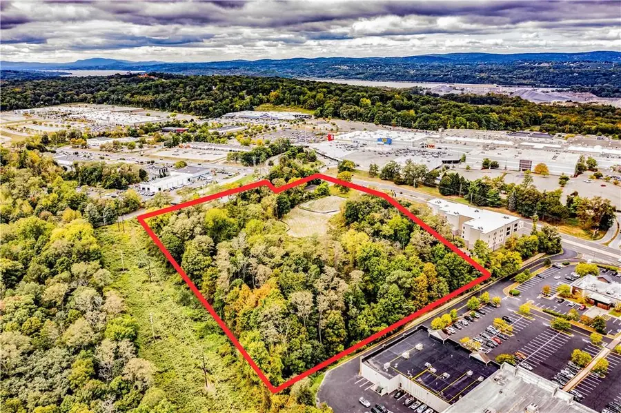 1984 South Road, Poughkeepsie, NY 12601 - Image #3