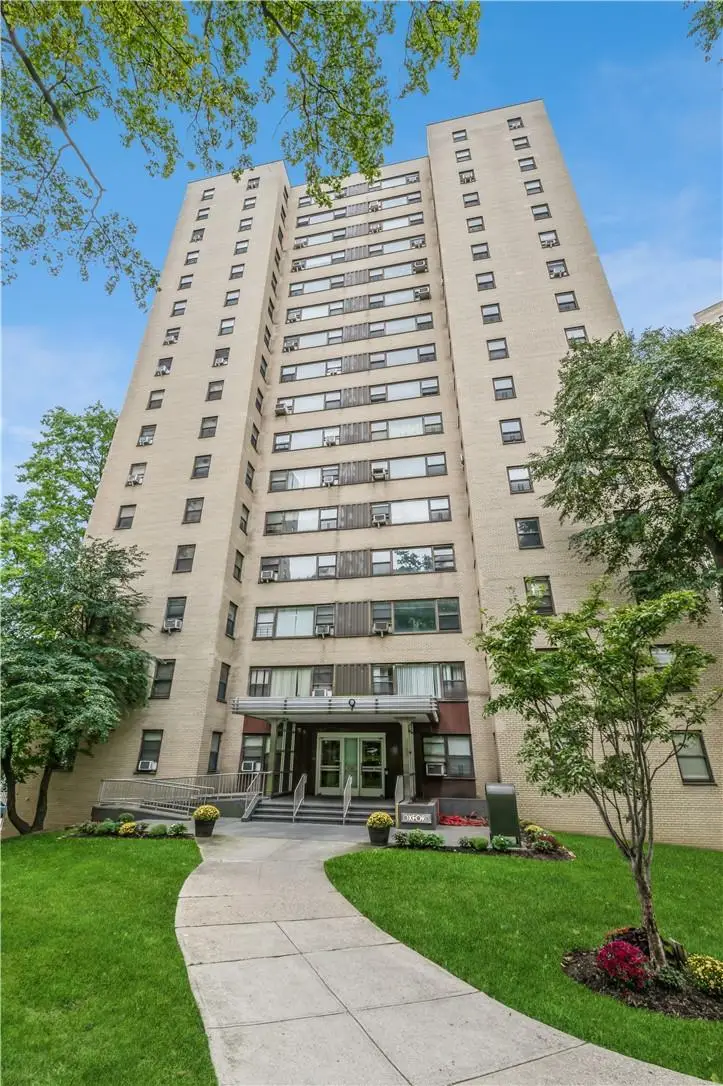 9 Fordham Hill Oval #4F, Bronx, NY 10468 - Image #2