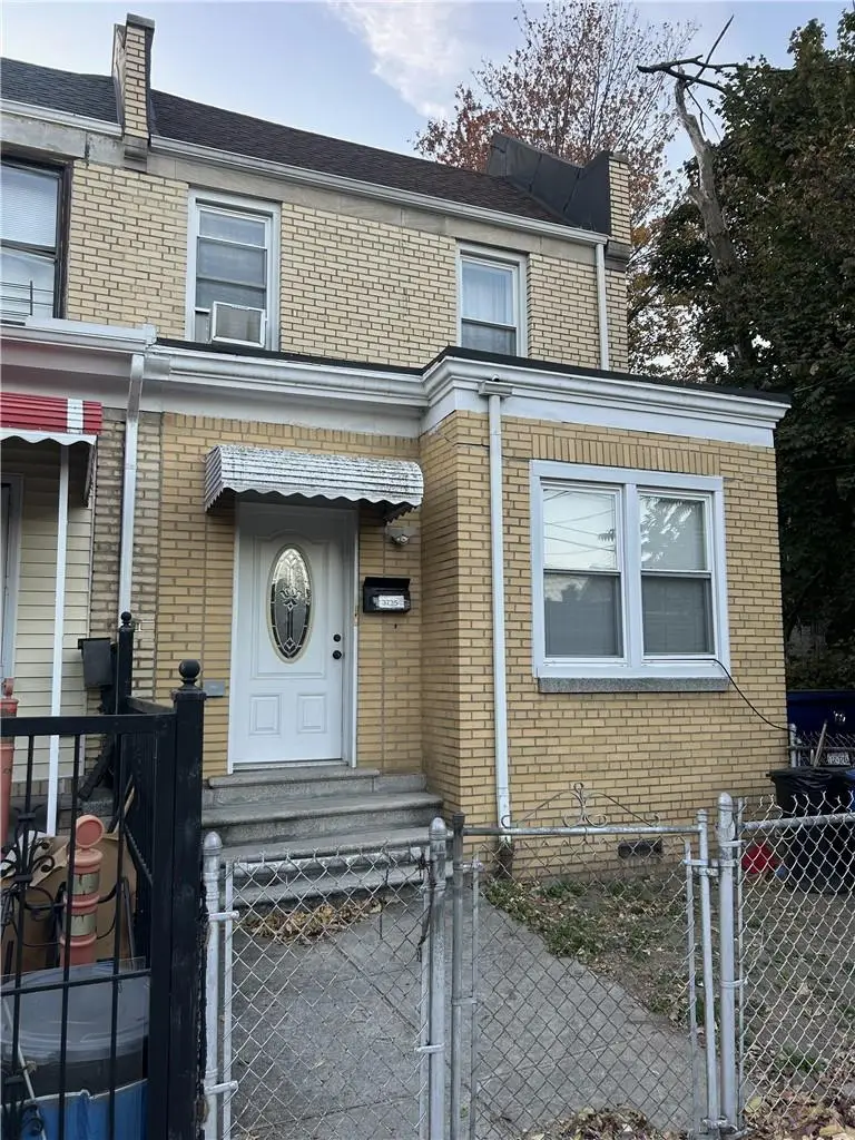 3735 Rombouts Ave, Bronx, NY 10466 - Image #1