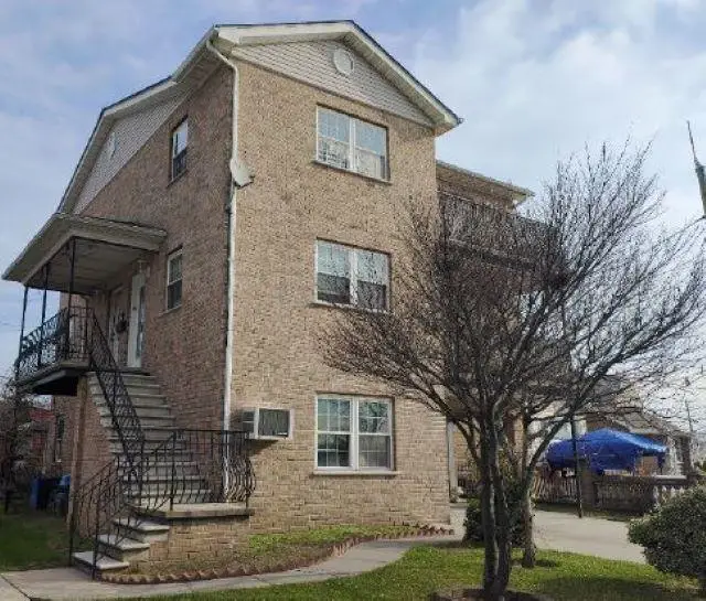 44 Pennyfield Avenue, Bronx, NY 10465 - Image #2