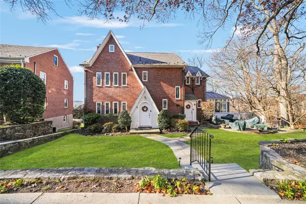 39 Park Circle, White Plains, NY 10603