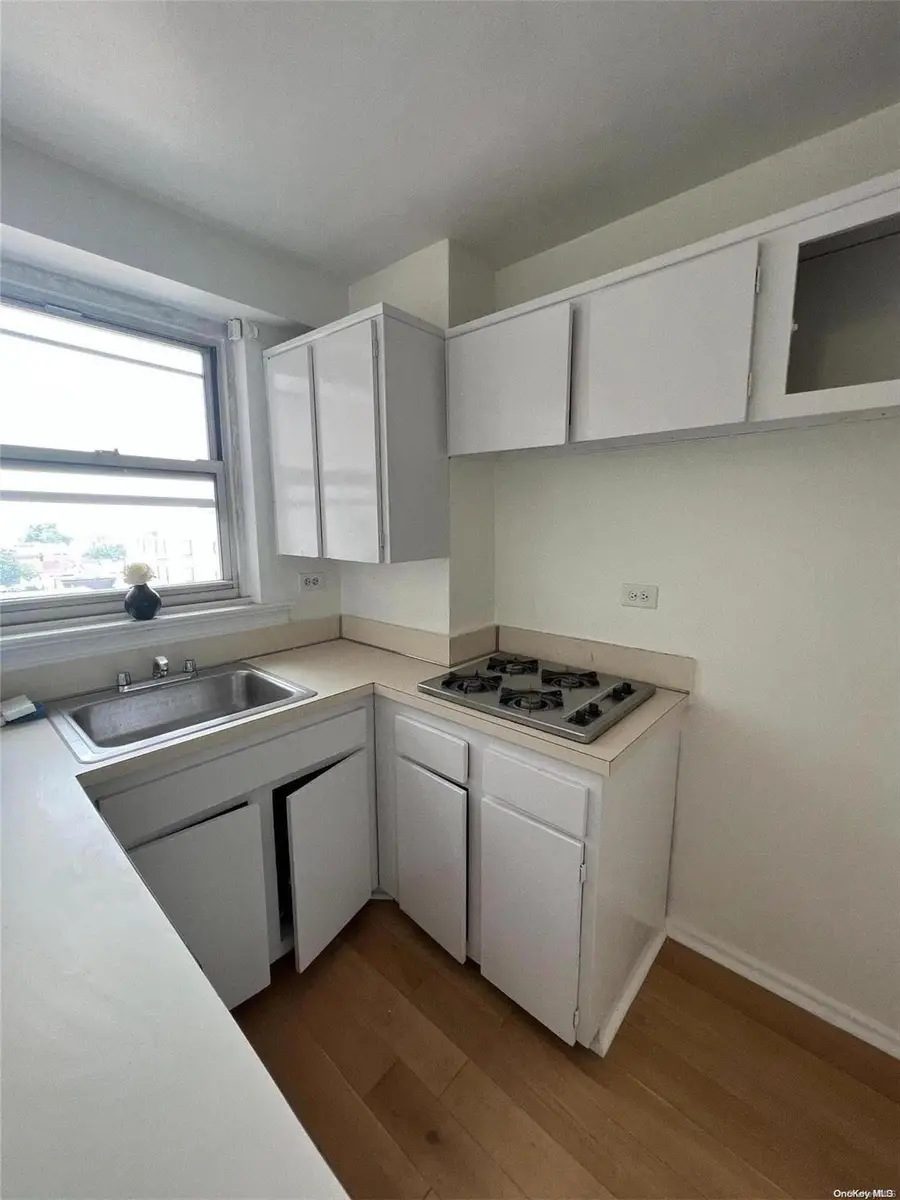 89-00 170th Street #7D, Jamaica, NY 11432 - Image #3