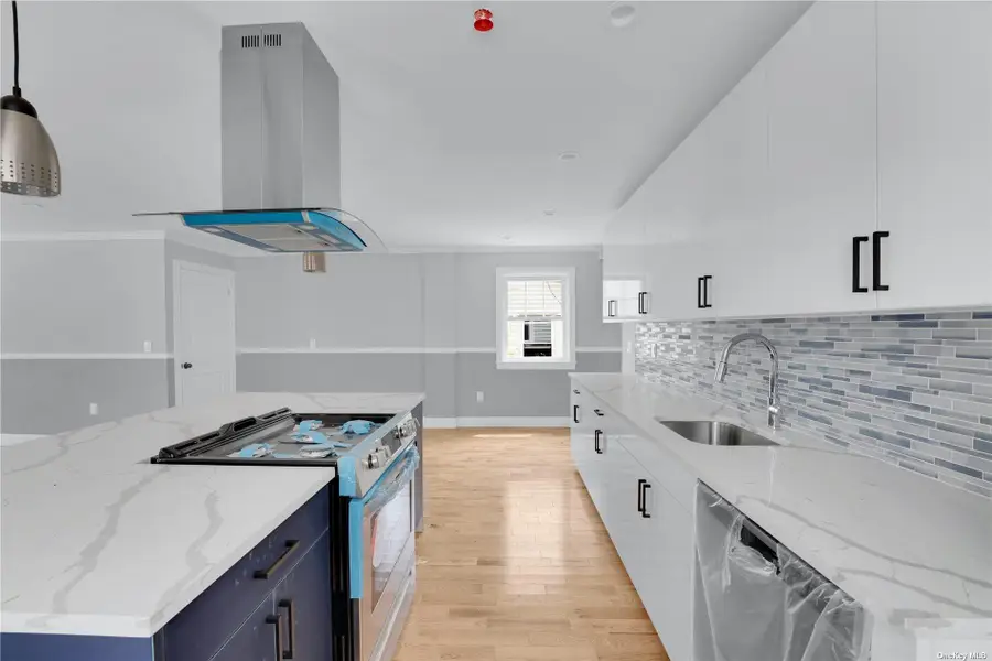 118-22 201 St, Saint Albans, NY 11412 - Image #3