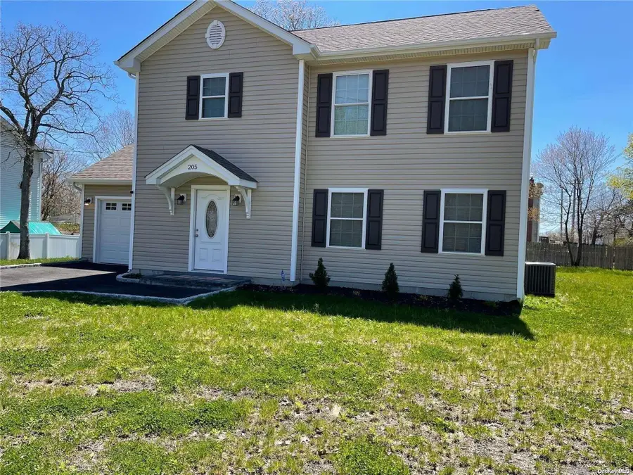 205 William Floyd Pk, Shirley, NY 11967 - Image #2