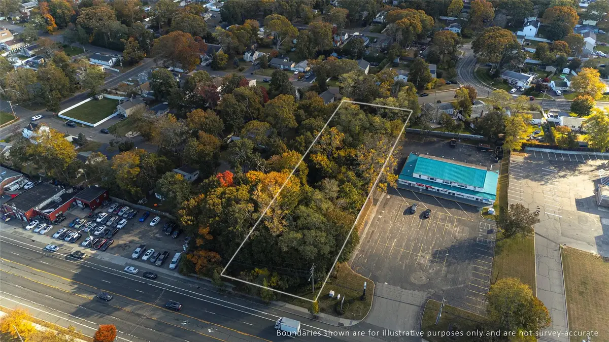 534 Middle Country Road, Selden, NY 11784 - Image #1