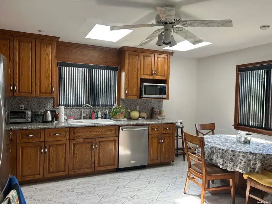 24-44 163rd Street, Whitestone, NY 11357 - Image #3