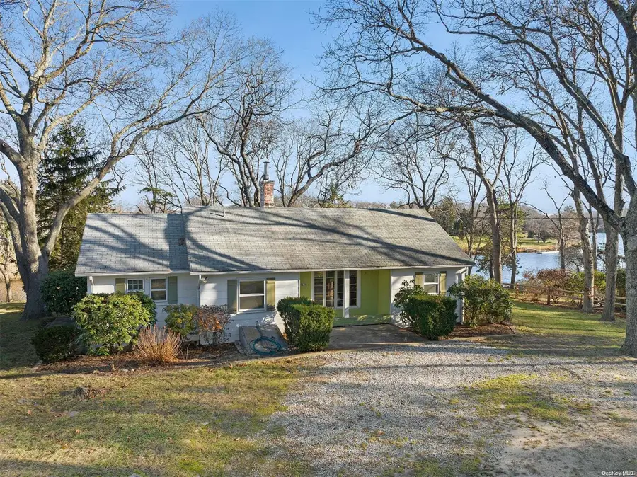 633 Pine Neck Road, Southold, NY 11971 - Image #2