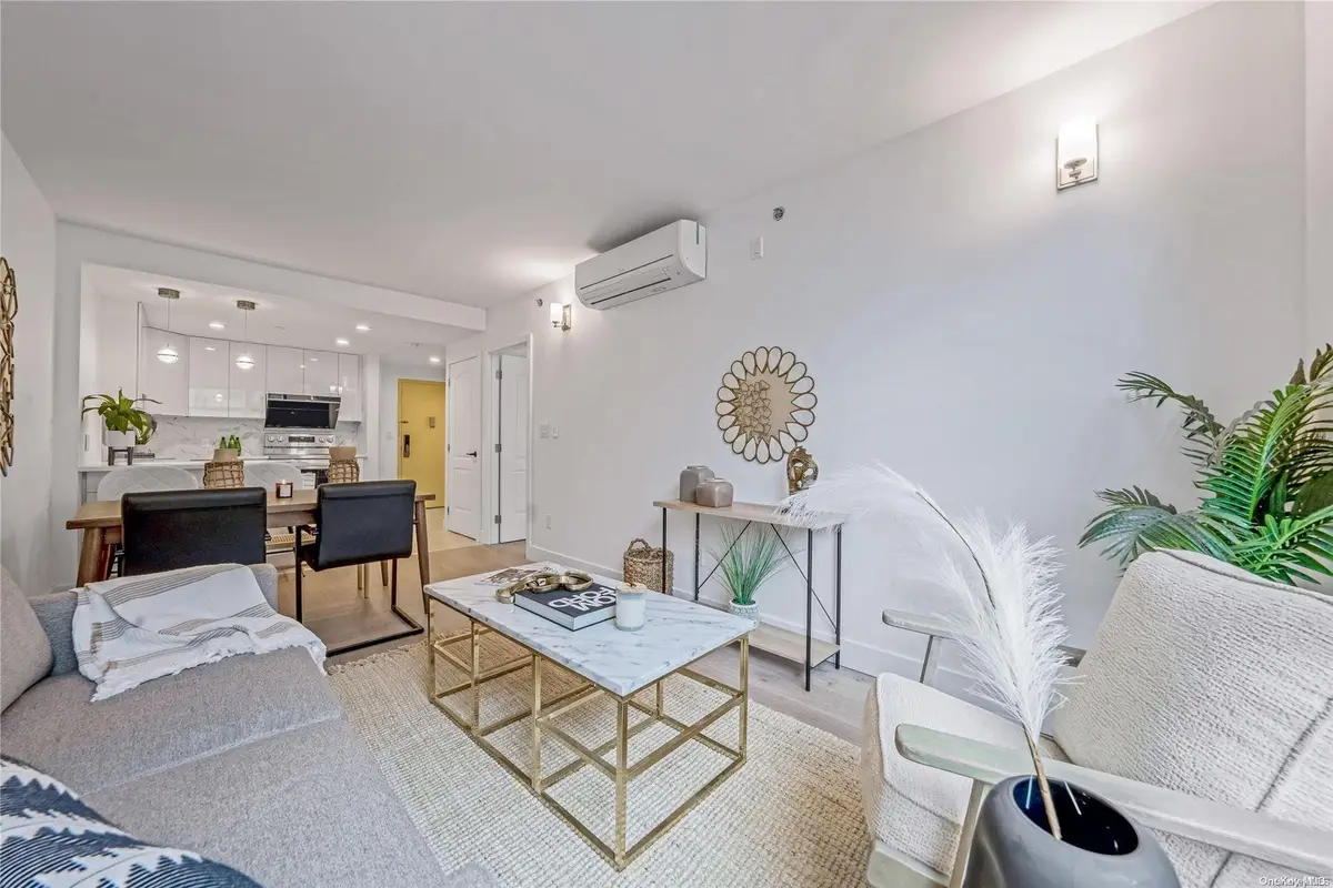 52-16 Roosevelt Avenue #2A, Woodside, NY 11377 - Image #1