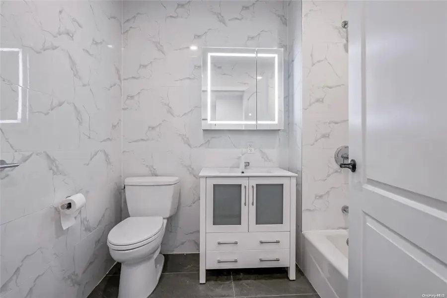 52-16 Roosevelt Avenue #2A, Woodside, NY 11377 - Image #3