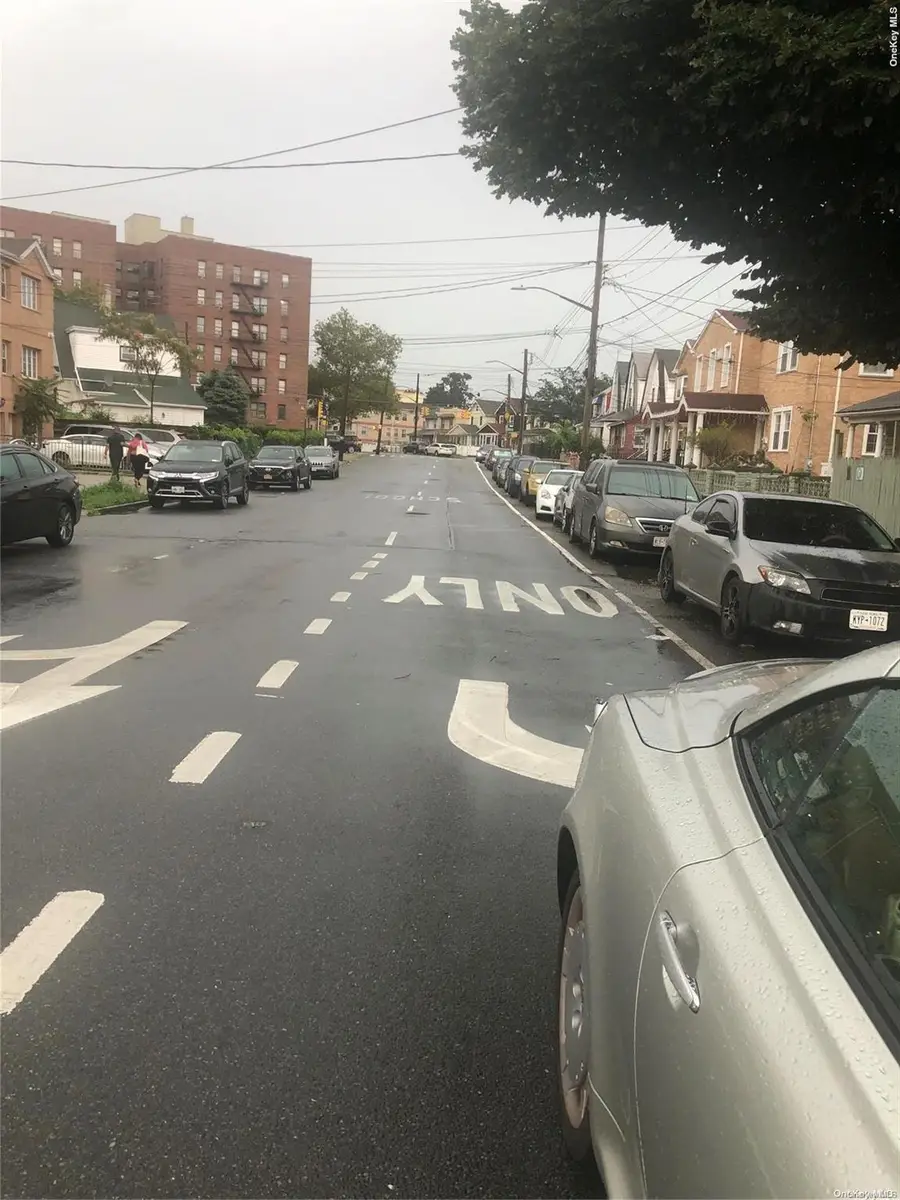 188-14 Woodhull Avenue, Hollis, NY 11423 - Image #3
