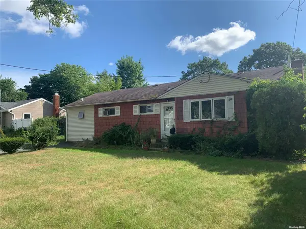 2617 Kane Avenue, Medford, NY 11763