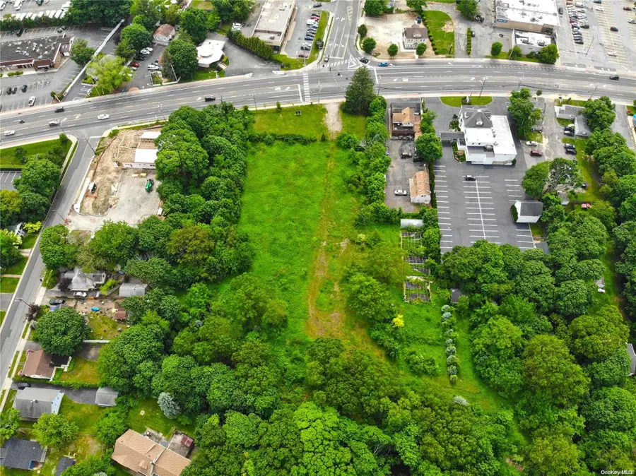 527/529 Route 112, Port Jefferson Station, NY 11776 - Image #3