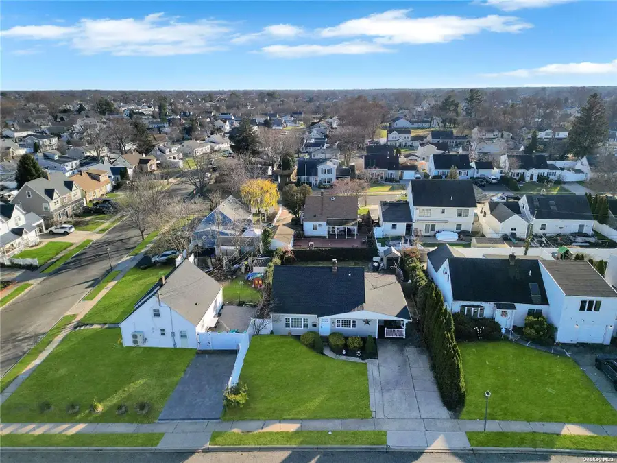 50 Tower Lane, Levittown, NY 11756 - Image #2