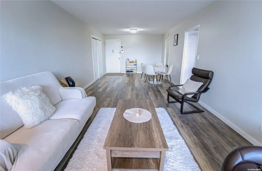 2 Bay Club Drive #1Z2, Bayside, NY 11360 - Image #3