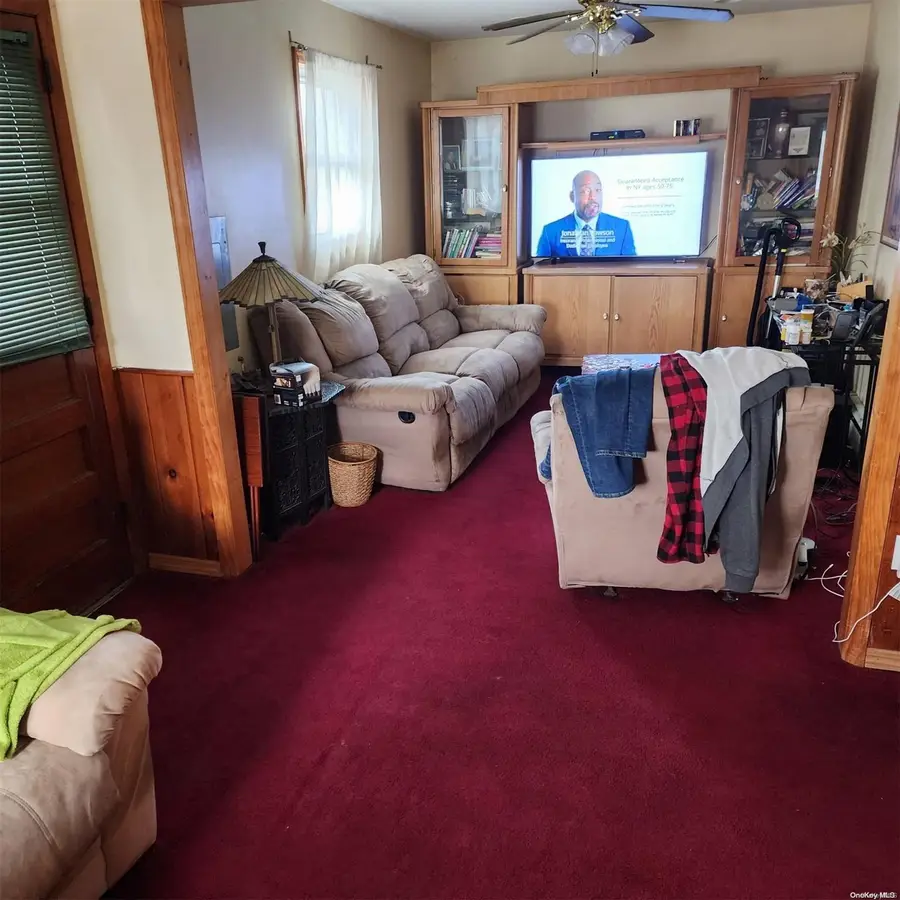 322 Barleau Street, Brentwood, NY 11717 - Image #2