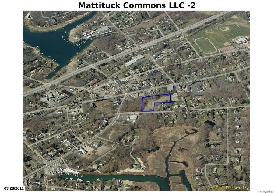 385 New Suffolk Avenue, Mattituck, NY 11952 - Image #3