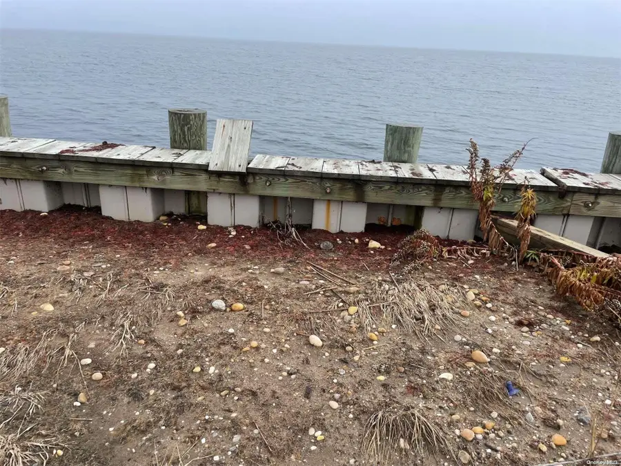 4 Grandview Drive, Blue Point, NY 11715 - Image #3