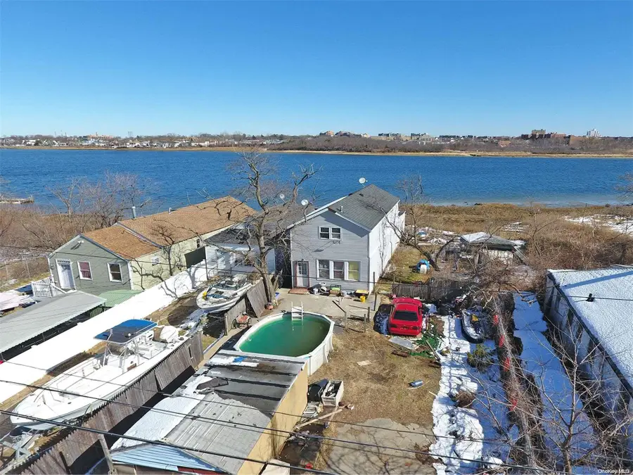 538 Beach 43rd Street, Far Rockaway, NY 11691 - Image #2