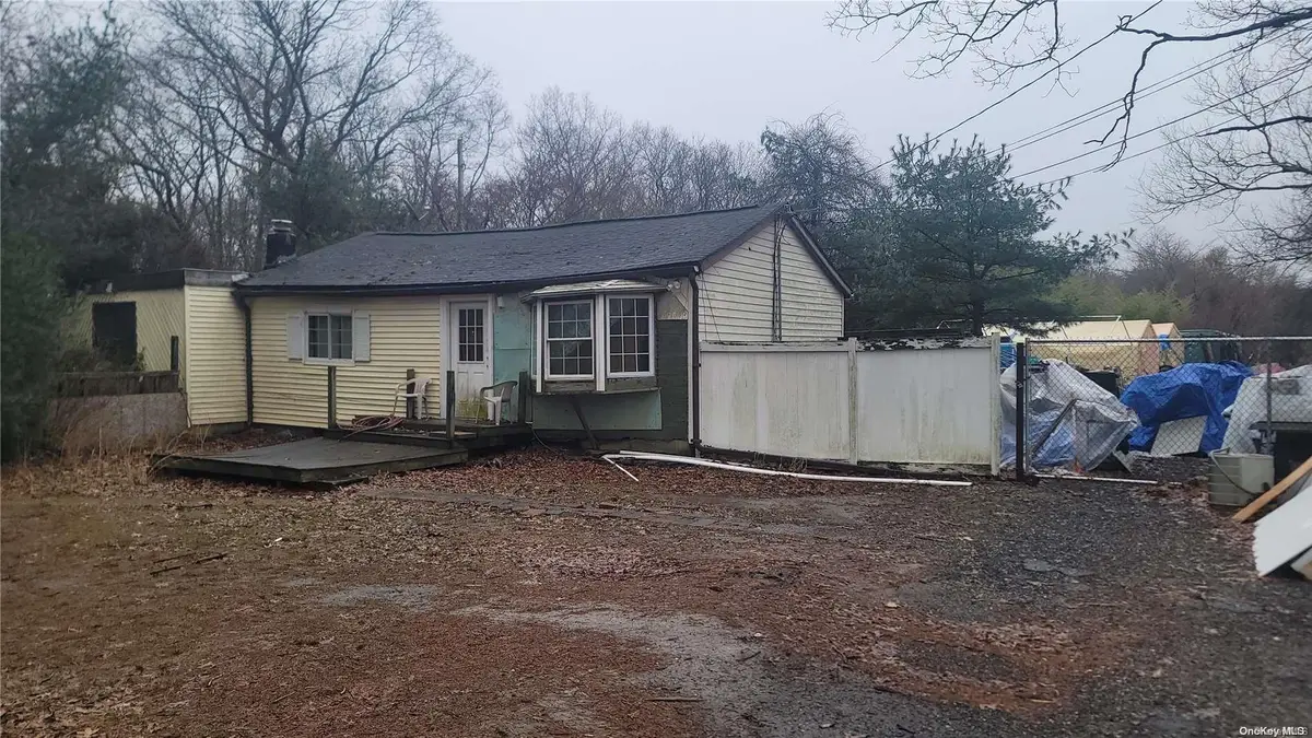 222 Country Road, Medford, NY 11763 - Image #1