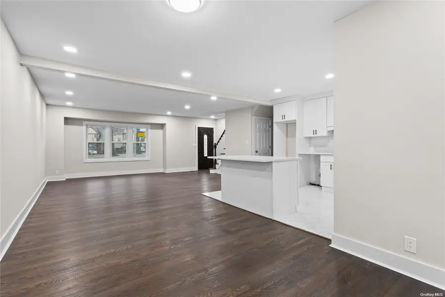 77 Floral Parkway, Floral Park, NY 11001 - Image #2