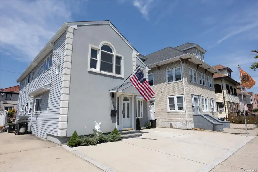 245 W Chester Street W, Long Beach, NY 11561 - Image #2