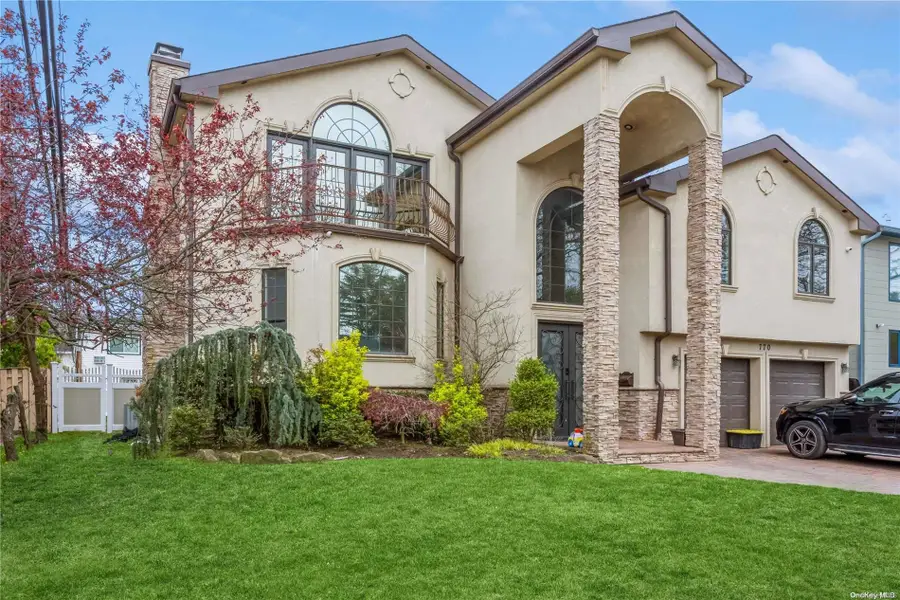 Address Withheld By Seller, North Woodmere, NY 11581 - Image #2