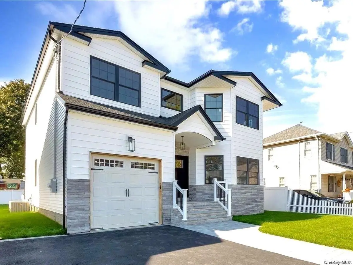 101 Northridge Avenue, Merrick, NY 11566 - Image #1