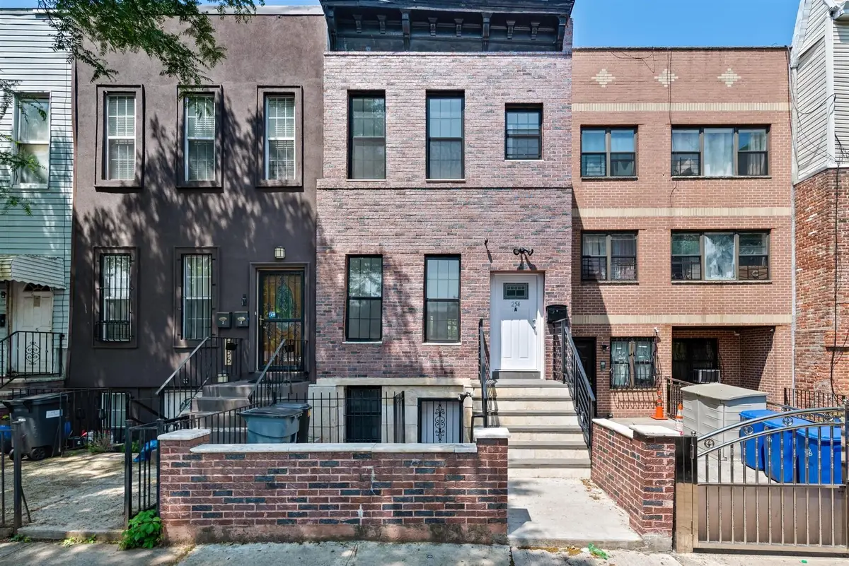 254A Saratoga Avenue, Brooklyn, NY 11233 - Image #1