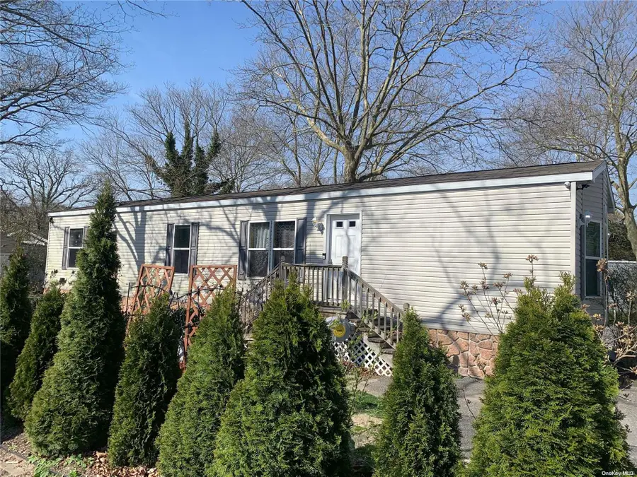 31 Palm Drive, East Quogue, NY 11942 - Image #2