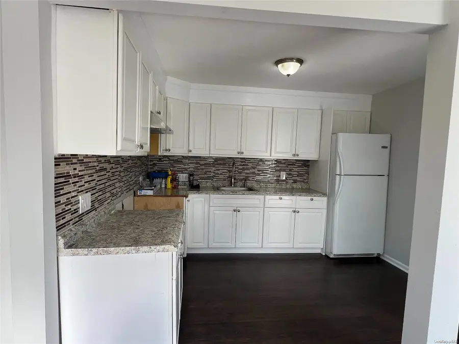 90 Bushwick Avenue, Central Islip, NY 11722 - Image #3