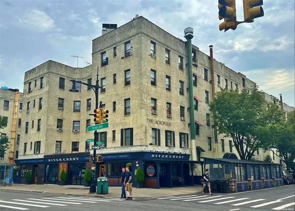 21-05 33 Street #5F, Astoria, NY 11101