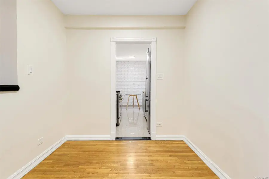 140-55 Burden Crescent #4B, Briarwood, NY 11435 - Image #2