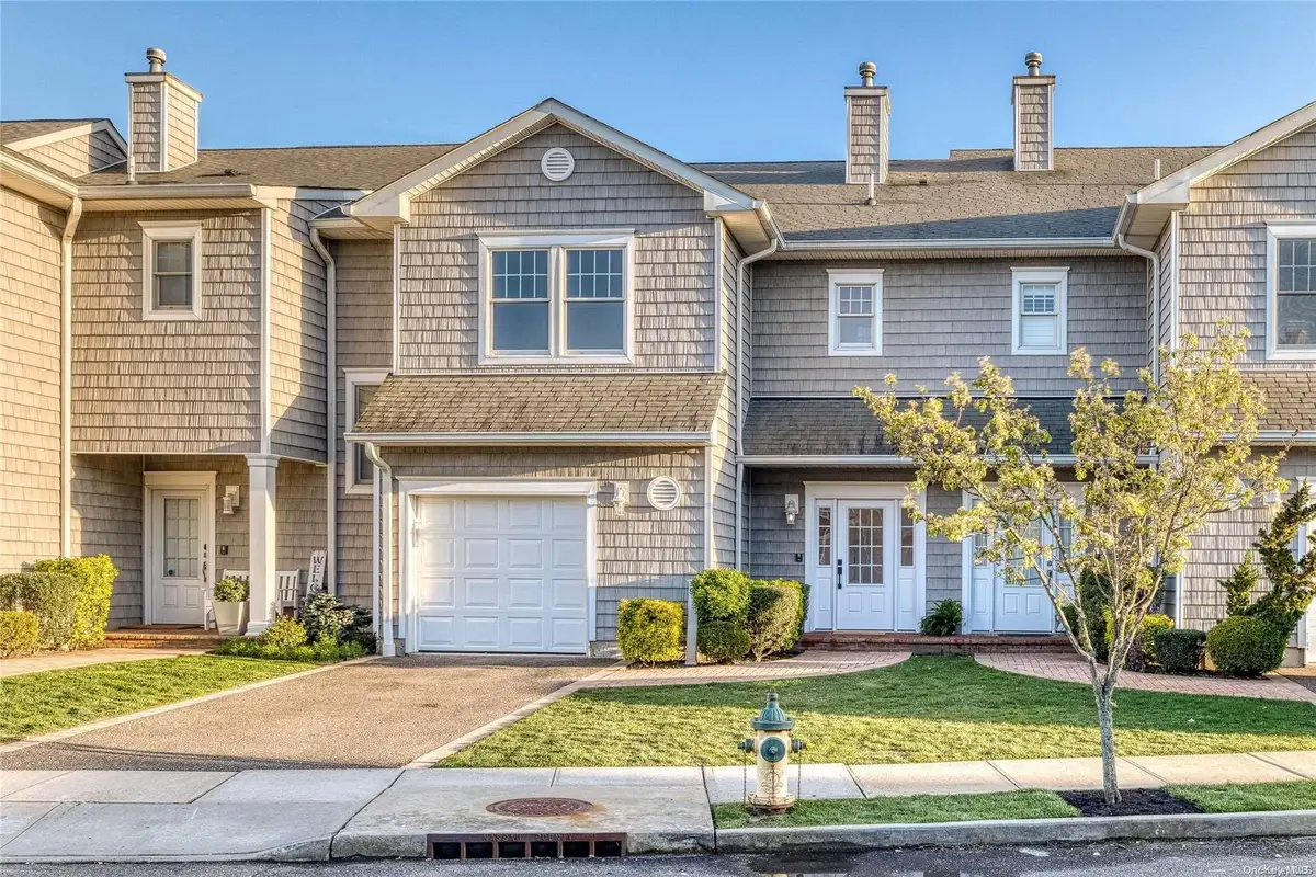 16 Ocean Watch Court #16, Freeport, NY 11520 - Image #1