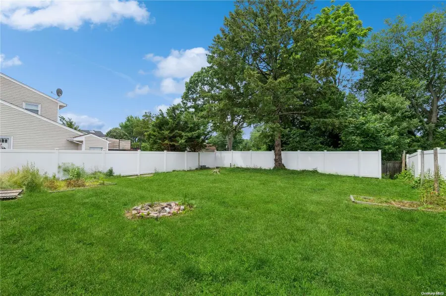 30 Carlow Street, Huntington, NY 11743 - Image #3